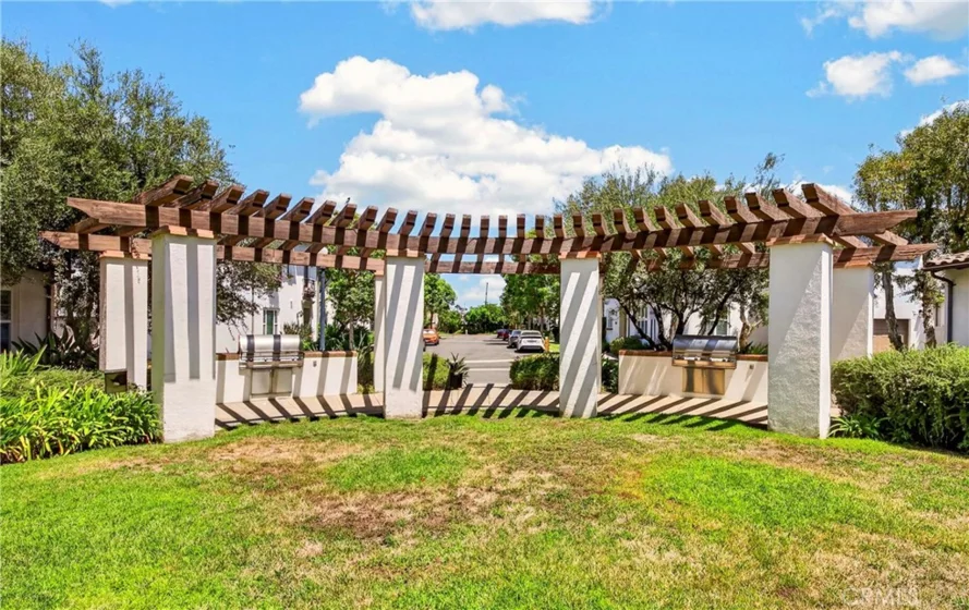 344 N Santa Maria photo 54