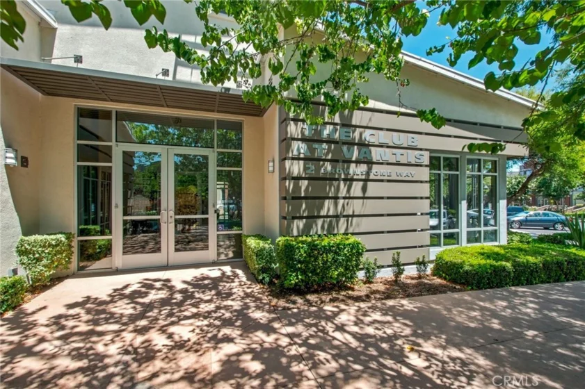 12 Midtown photo 33