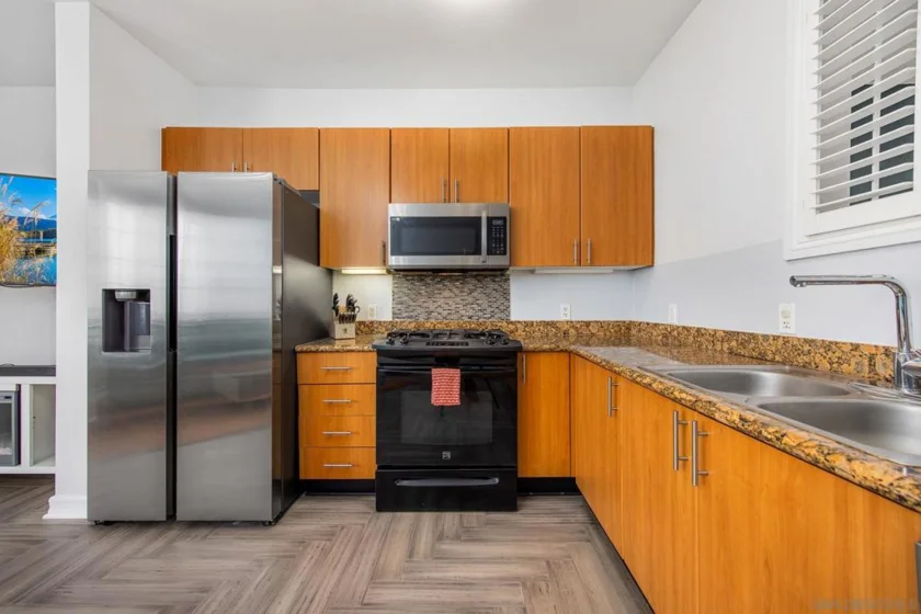 1480 Broadway #2308 photo 2