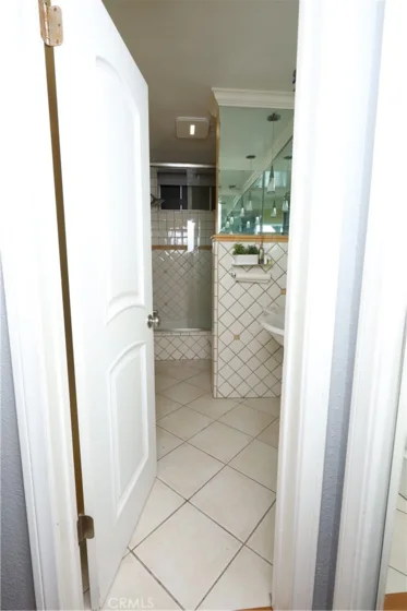 5625 Windsor #108 photo 14