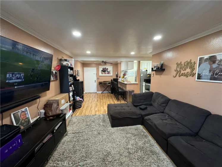 550 W Regent #342 photo 1