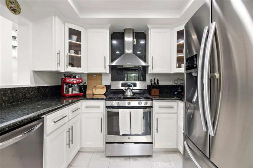 8206 Bridgepoint #206 photo 8