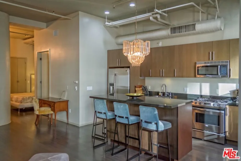 1645 Vine Street #303 photo 11