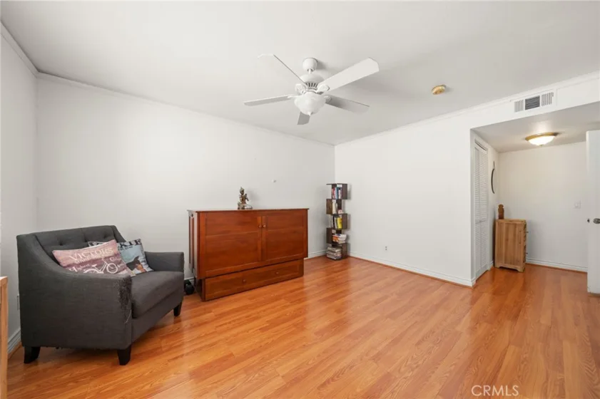 955 E. 3rd Street #203 photo 7