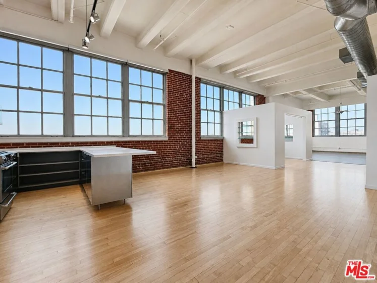 1850 Industrial Street #411 photo 9
