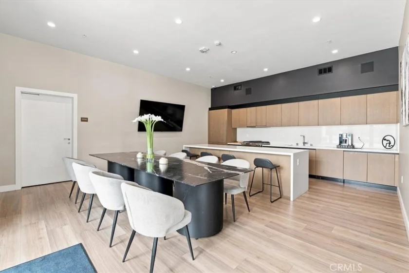 388 Cordova Street #505 photo 27