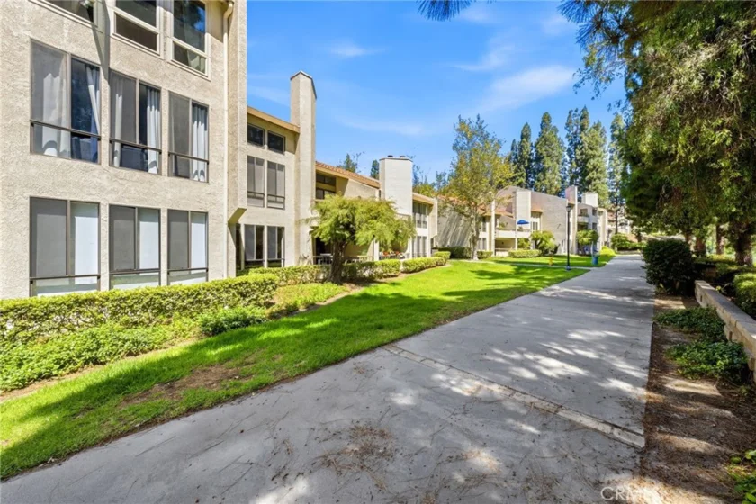 23406 Coso photo 37