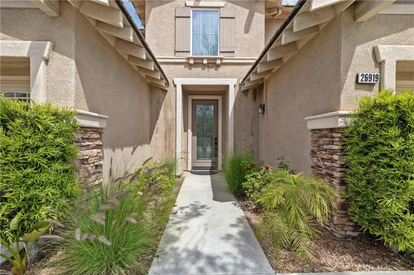 26919 Lemon Grass Way photo 4