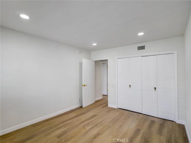4915 Tyrone #325 photo 16