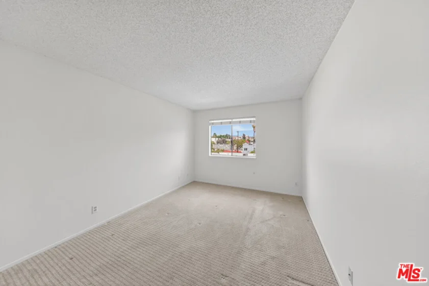 1118 Valencia Street #310 photo 16