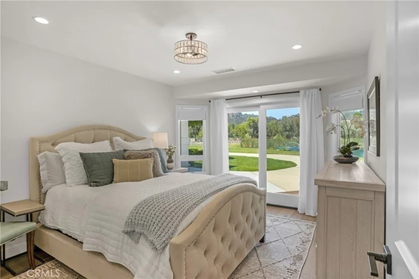 26465 Douglas Avenue photo 48