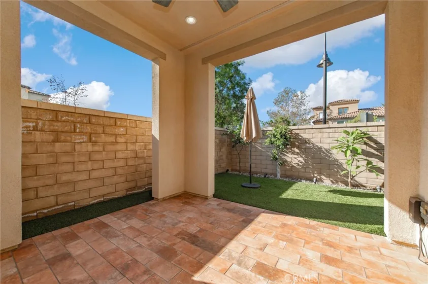 192 Finch photo 21