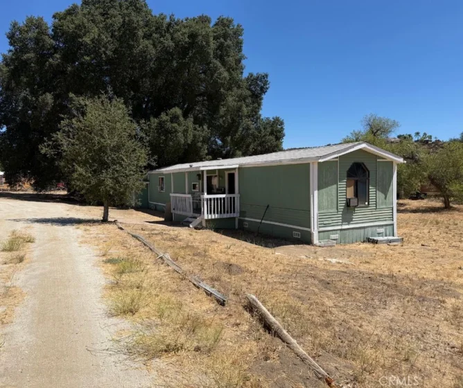 37525 E Benton Road photo 3