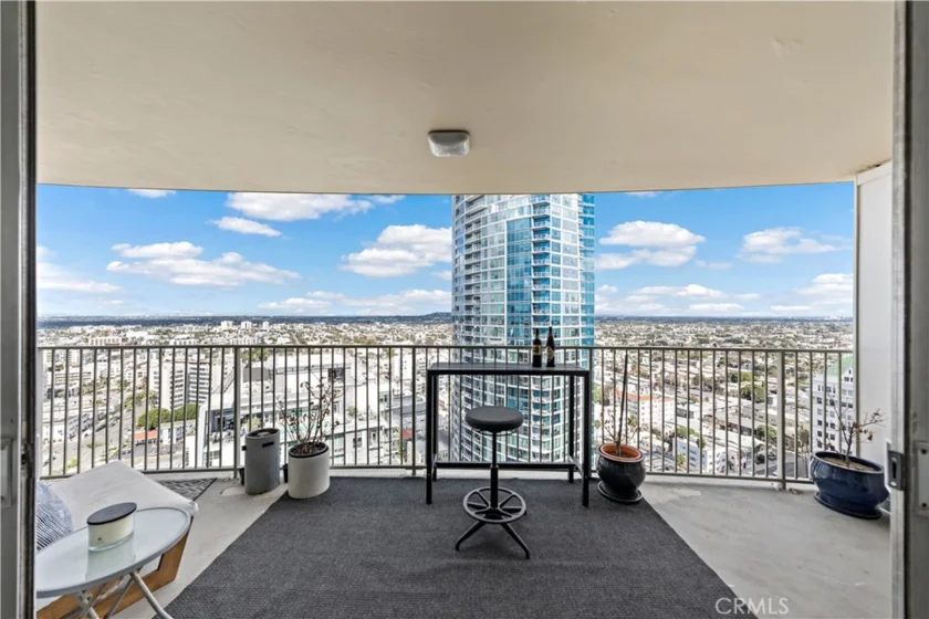 700 E Ocean Boulevard #3003 photo 2