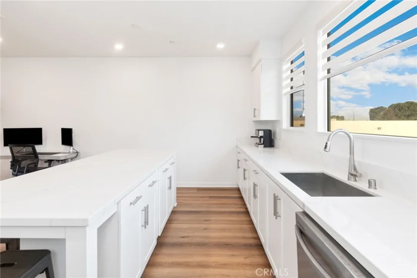 7128 Viceroy Way photo 8