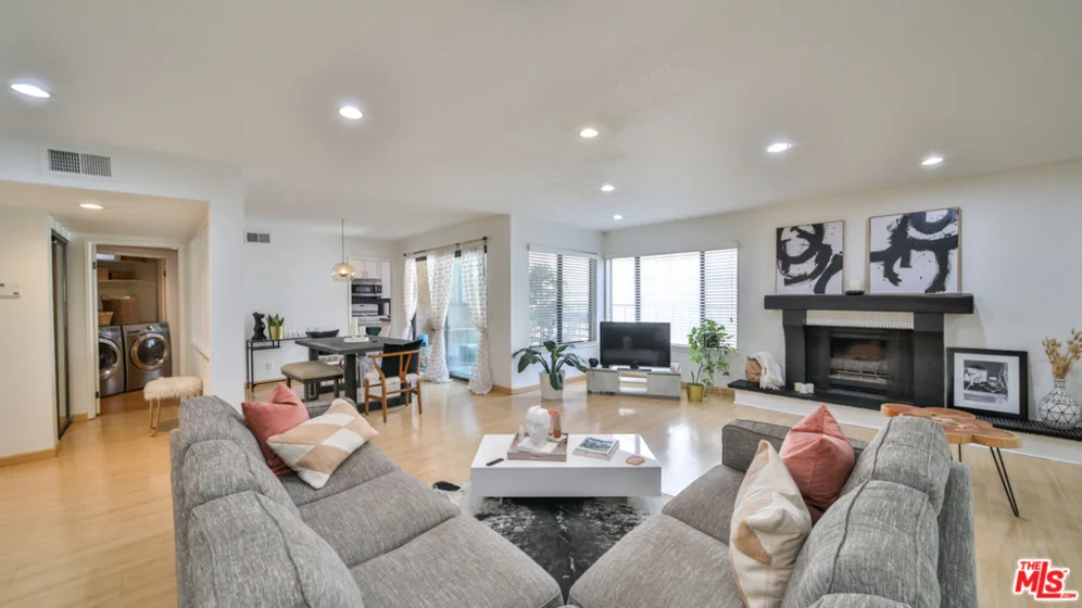 4675 Willis Avenue #105 photo 1