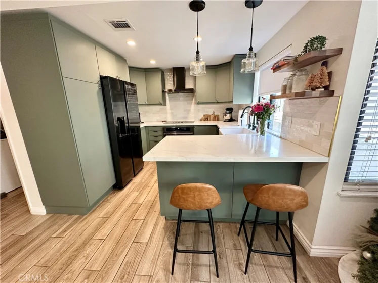11300 Foothill Boulevard #17 photo 1