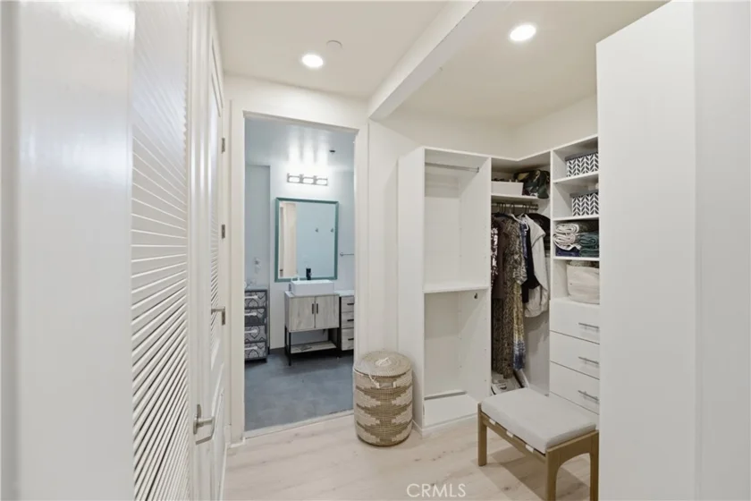 433 Pine Avenue #201 photo 7