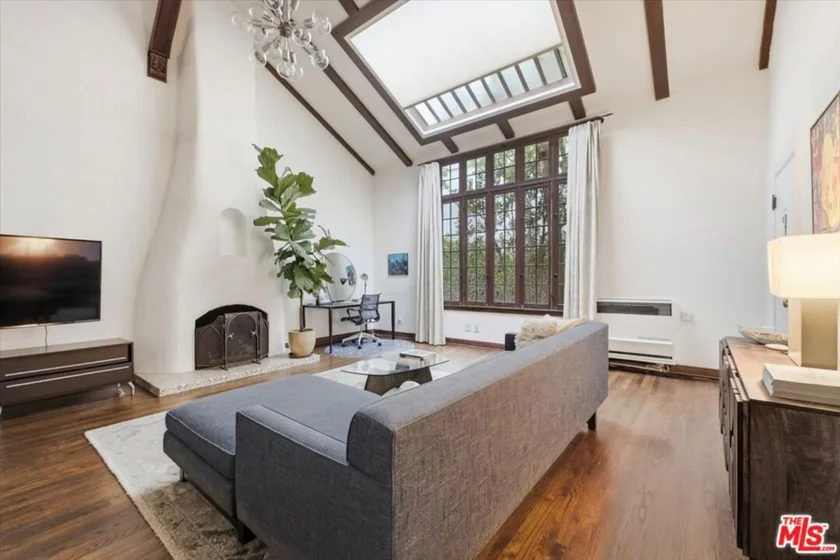 6202 Banner Avenue #1 photo 3