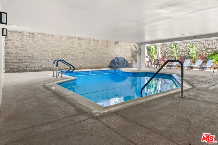 321 N Oakhurst Drive #601 photo 19