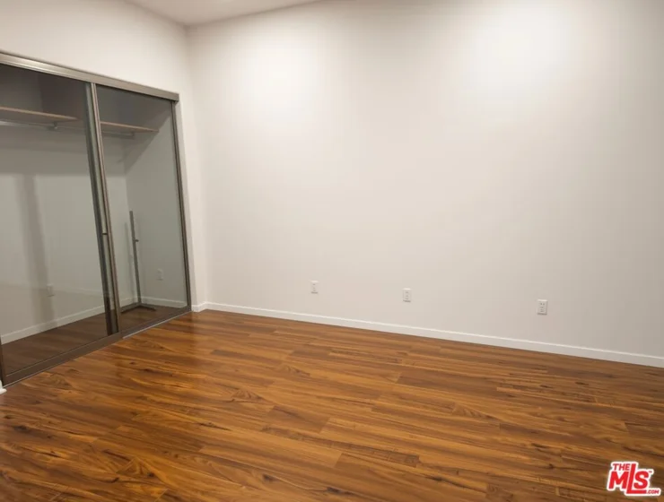 1026 S Oxford Avenue #204 photo 10