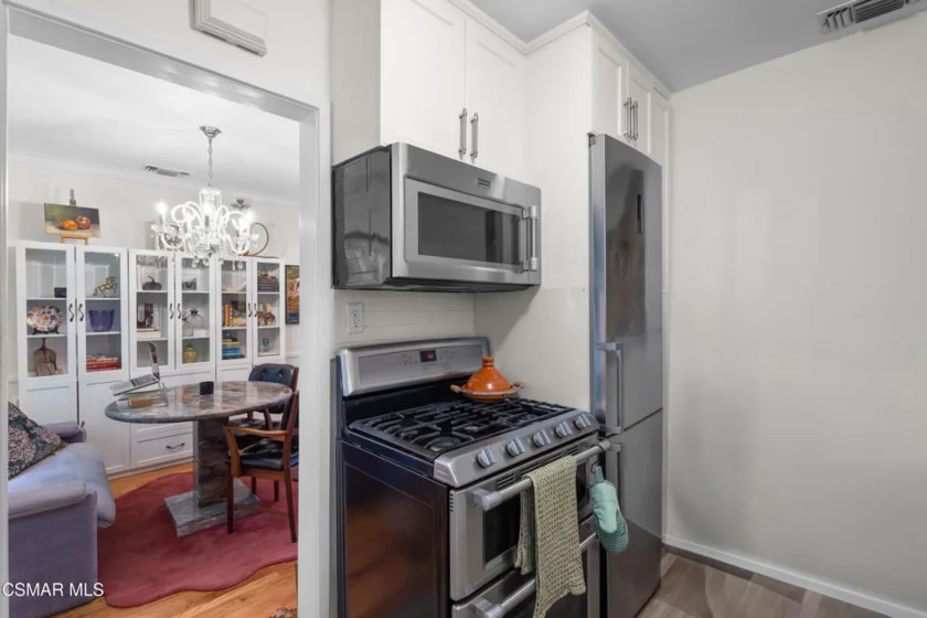 15234 Dickens Street #1/4 photo 9