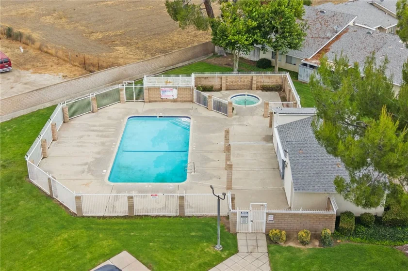 25983 Baylor Way photo 20