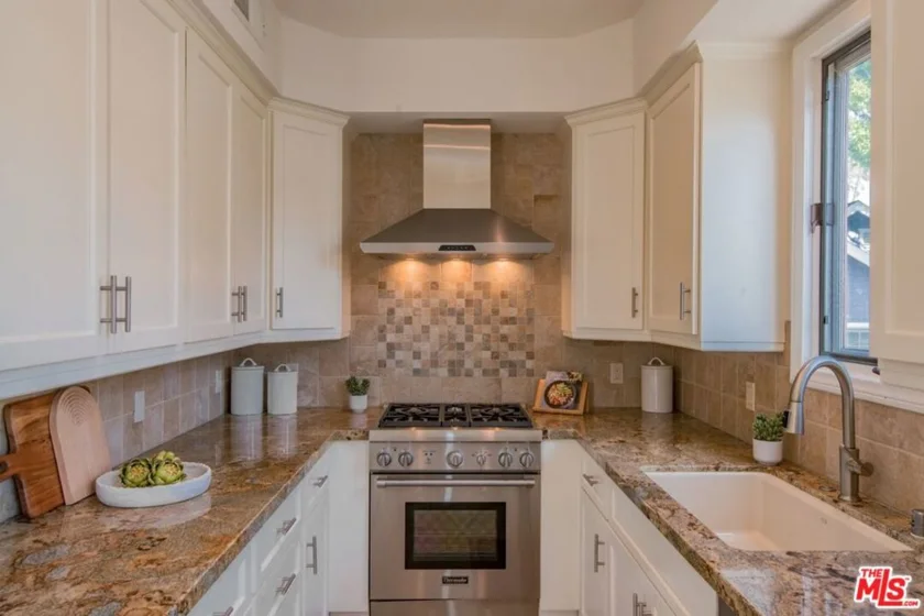 1044 5th Street #202 photo 15