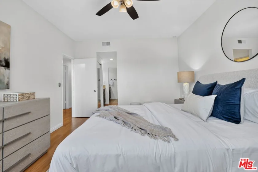 2677 Centinela Avenue #401 photo 22
