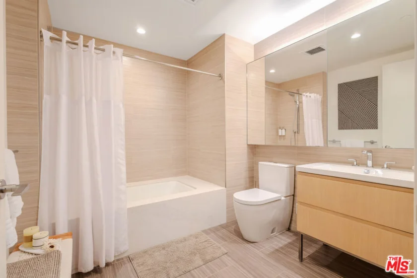877 Francisco Street #1903 photo 13