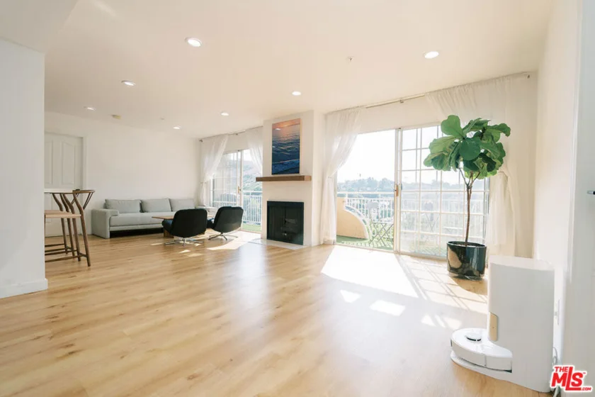 4750 Templeton Street #1322 photo 1