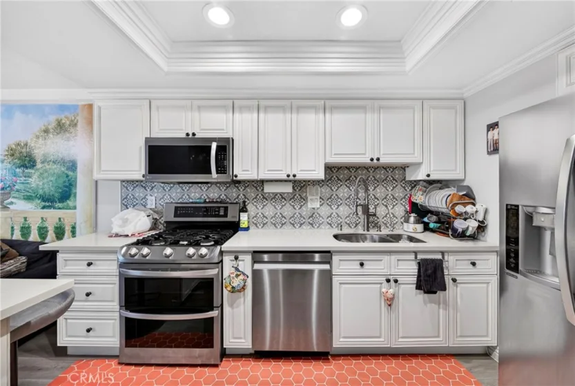 9522 Linda Ln photo 8