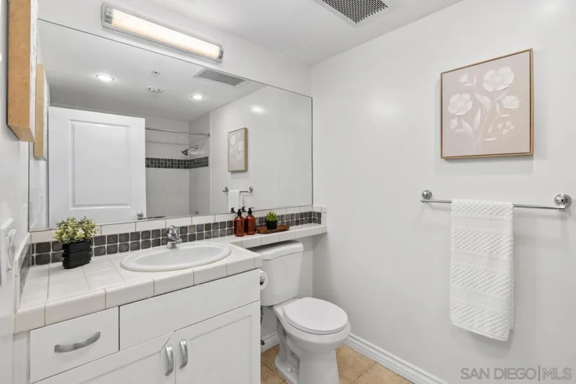 850 Beech Street #203 photo 15