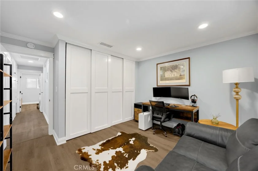 4923 Eureka photo 18
