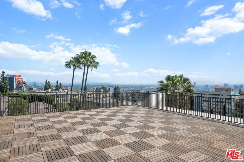 1230 Horn Avenue #200 photo 18