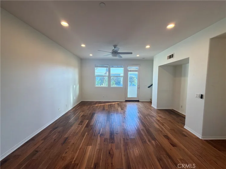 82 Preston photo 5