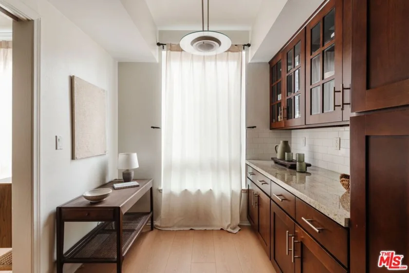 1161 Amherst Avenue #204 photo 18
