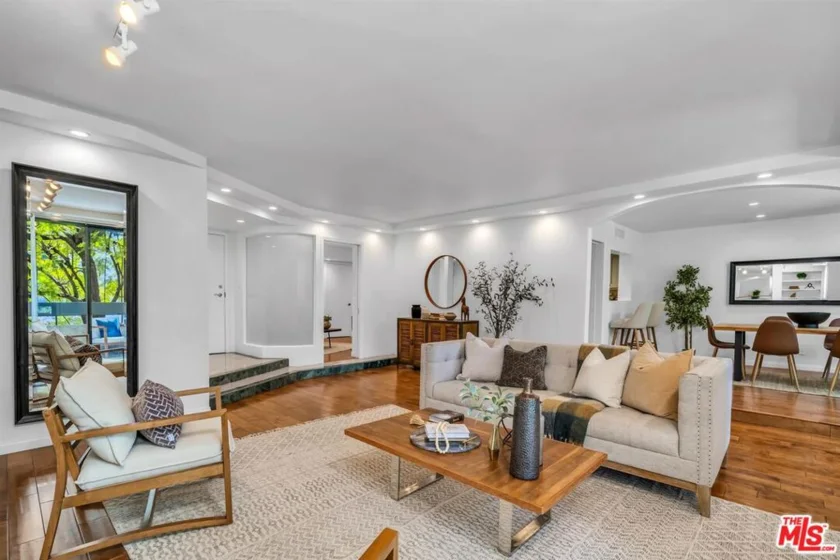 11687 Bellagio Road #8 photo 1