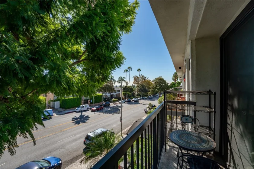 1351 N Crescent Heights #308 photo 9