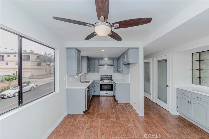 912 W 18th Street #2A photo 22
