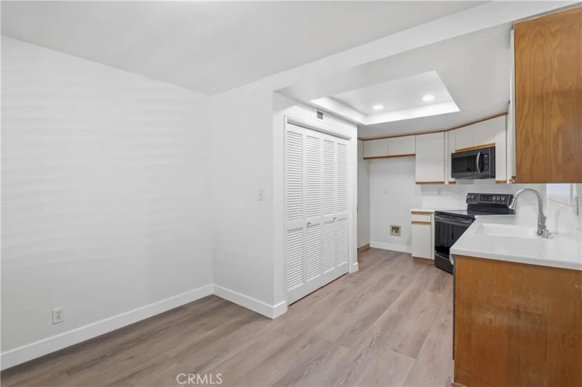 15 Elmbrook photo 9