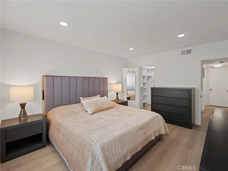 4700 Natick #204 photo 16