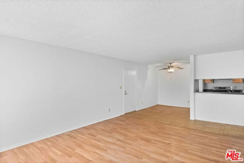 4900 Overland Avenue #183 photo 2