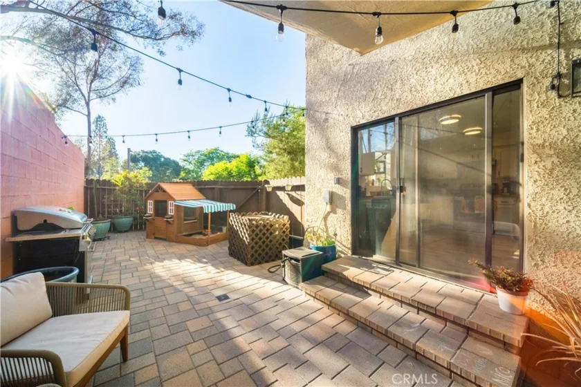 708 Fremont Villas #1 photo 33