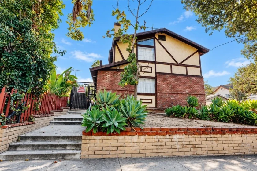 408 N Catalina photo 1