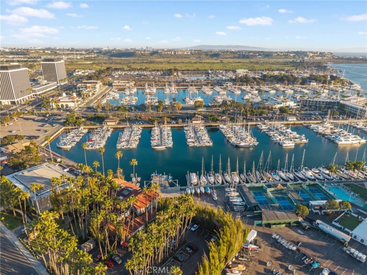 13700 Marina Pointe #611 photo 58