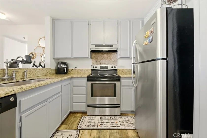 3980 Faircross Place #17 photo 21