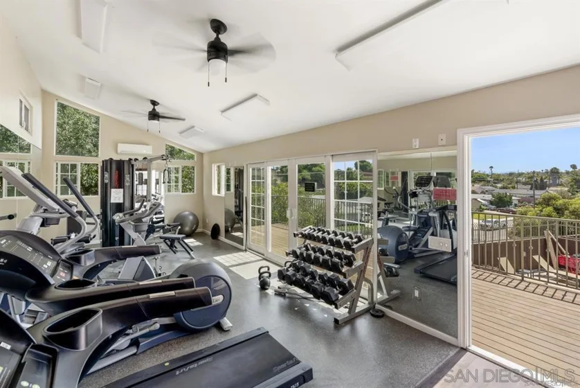 5252 Balboa Arms Drive #280 photo 14