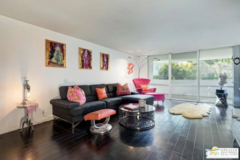 848 N Kings Road #102 photo 10