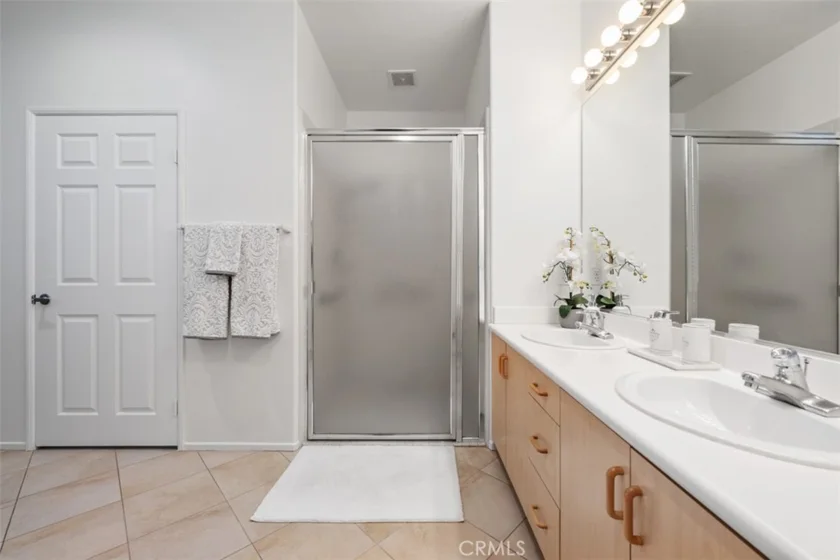 21724 San Leandro photo 13